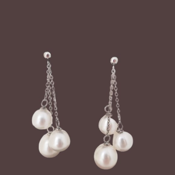 White Freshwater Pearl Dangle Cluster Earrings (NWOT) - Picture 2 of 9